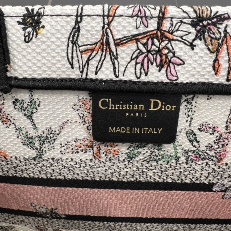 Dior Shopping Bags